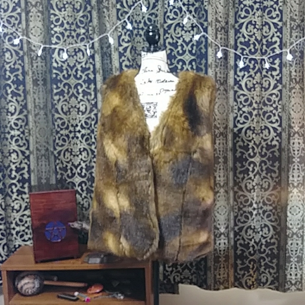 DENIM 24/7 Soft Faux Fur Lined Vest! 🔥🔥